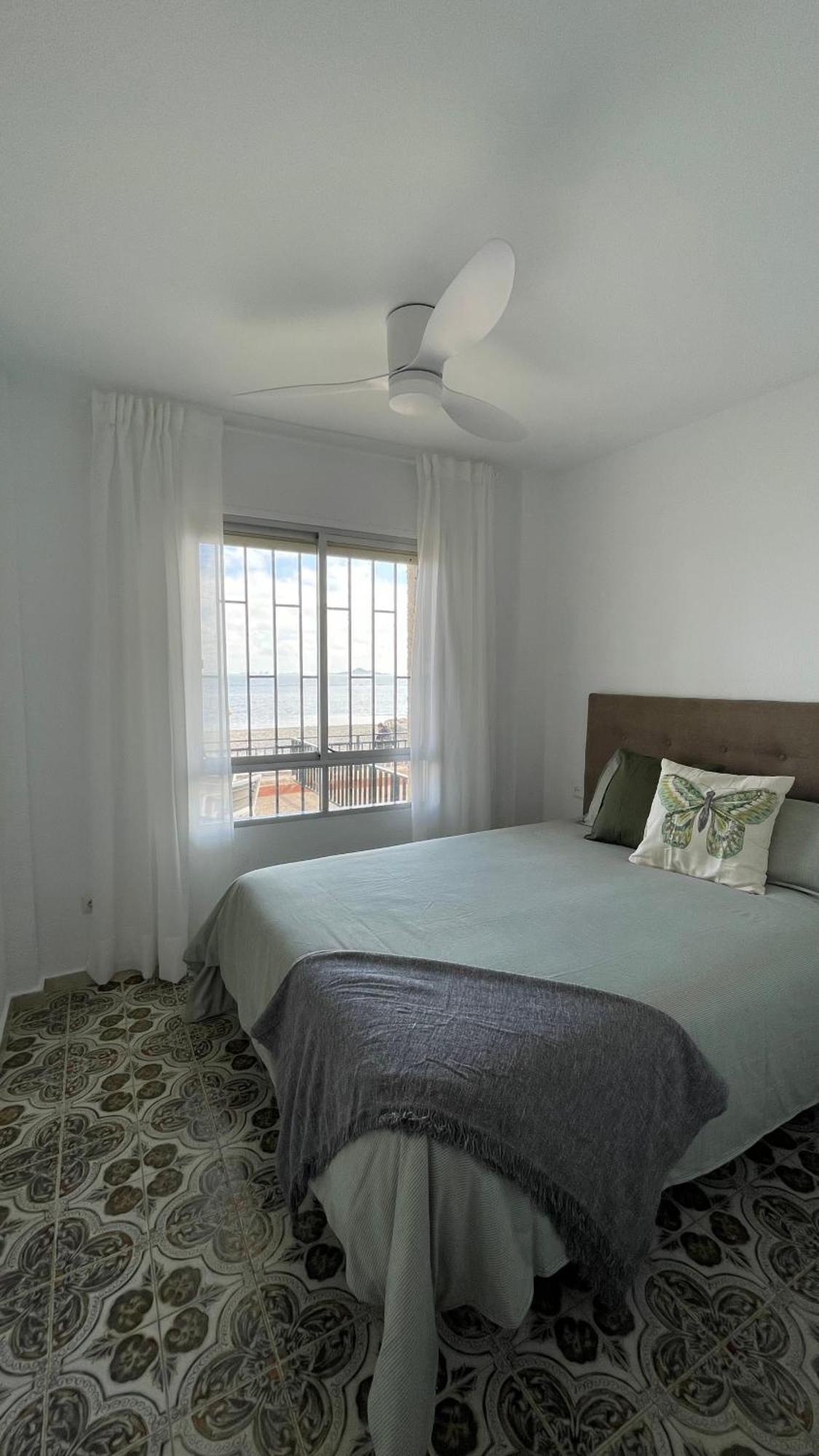 Charming Beachfront Apartment Murcia Dış mekan fotoğraf