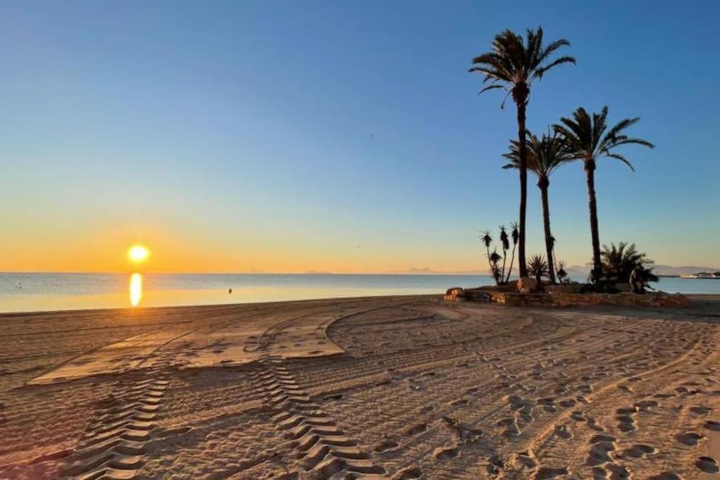 Charming Beachfront Apartment Murcia Dış mekan fotoğraf